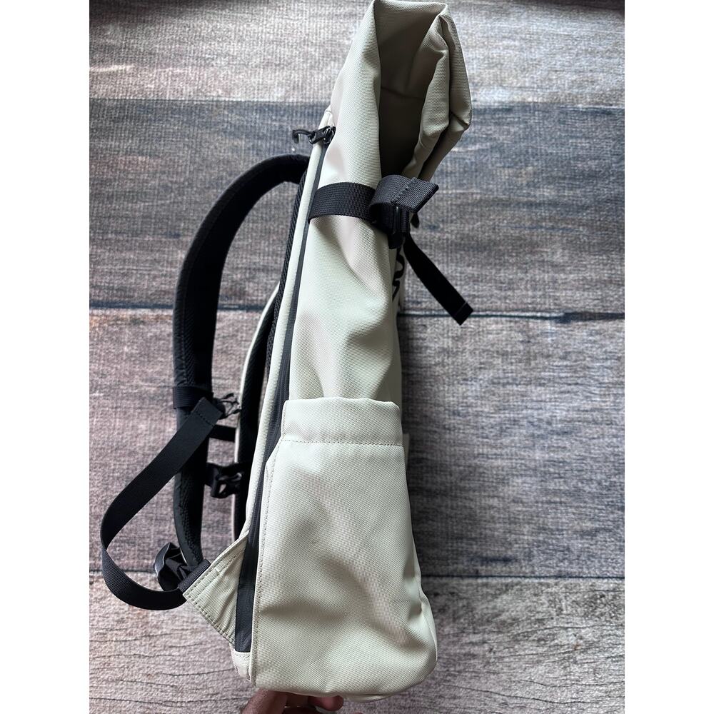 Stubble & Co Roll Top Backpack Sand Laptop Bag Pockets 20L - Picture 5 of 9
